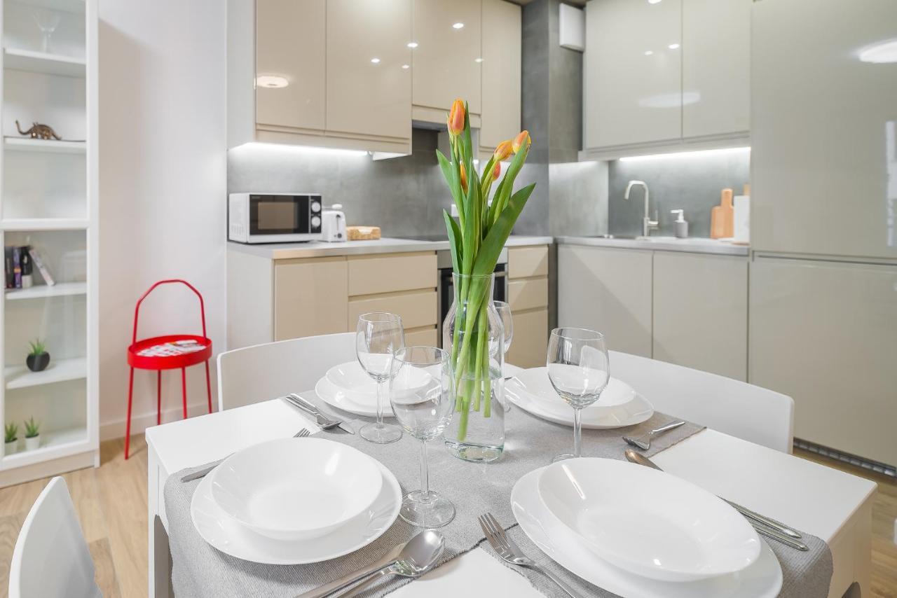Apartments Kontinuum Gdansk By Renters المظهر الخارجي الصورة